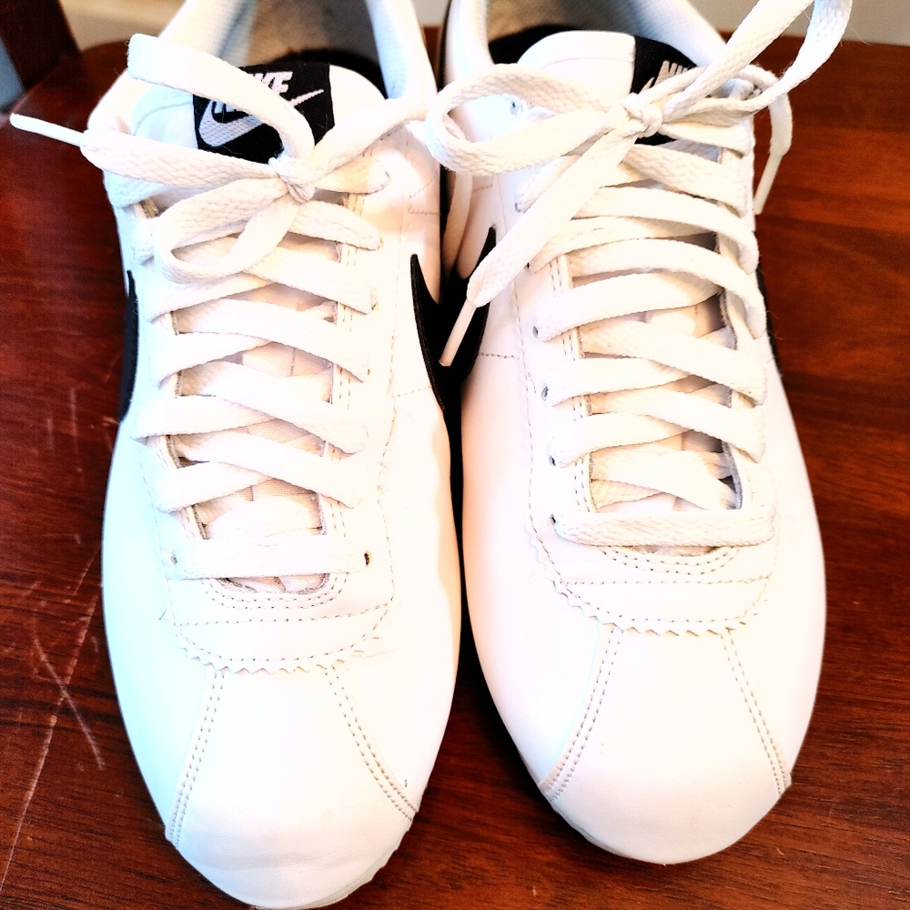 Nike Cortez Size 9.5 white and black